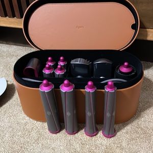 DYSON AIRWRAP COMPLETE / Fuchsia w/ long barrels.